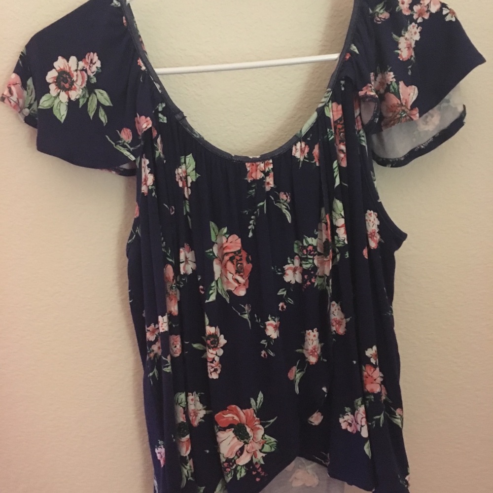 Navy floral top